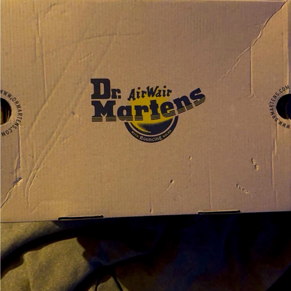 dr martens they only worn twice